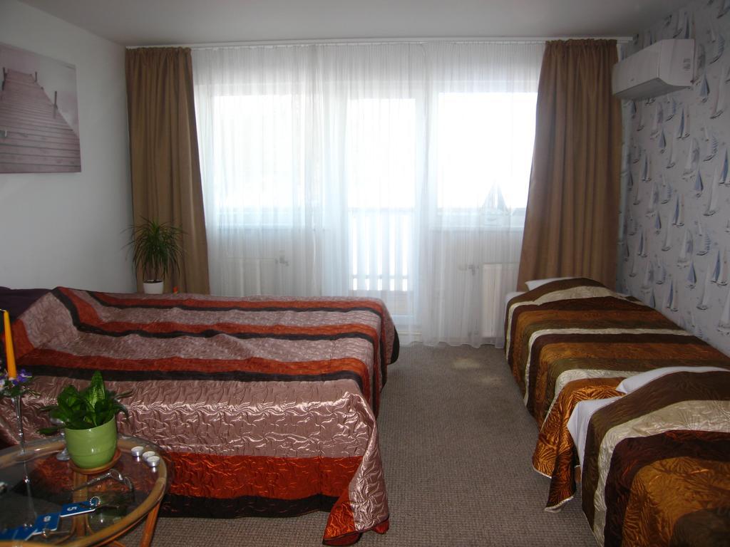 Hotel Doberani Rannamaja à Valgeranna Extérieur photo