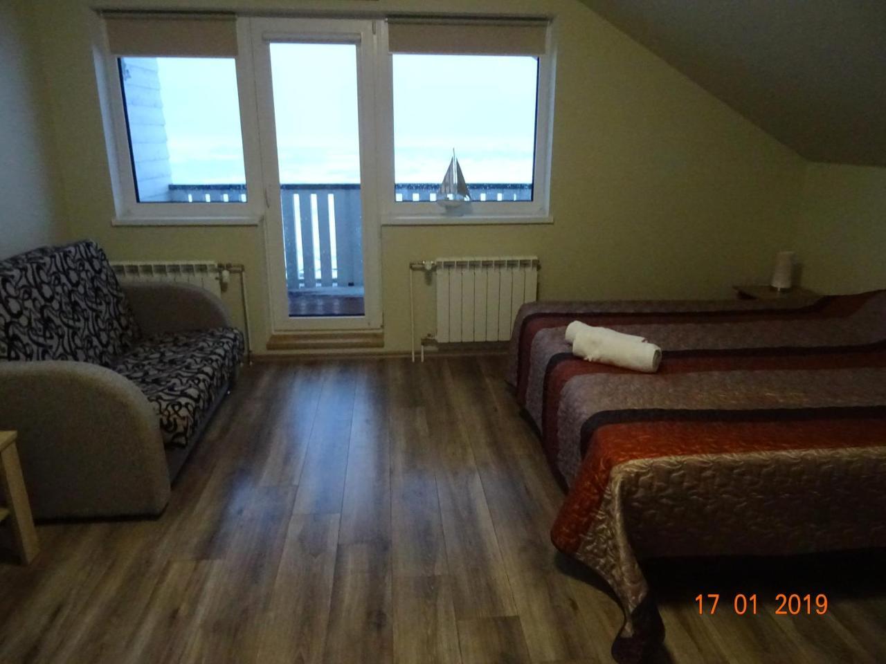 Hotel Doberani Rannamaja à Valgeranna Extérieur photo